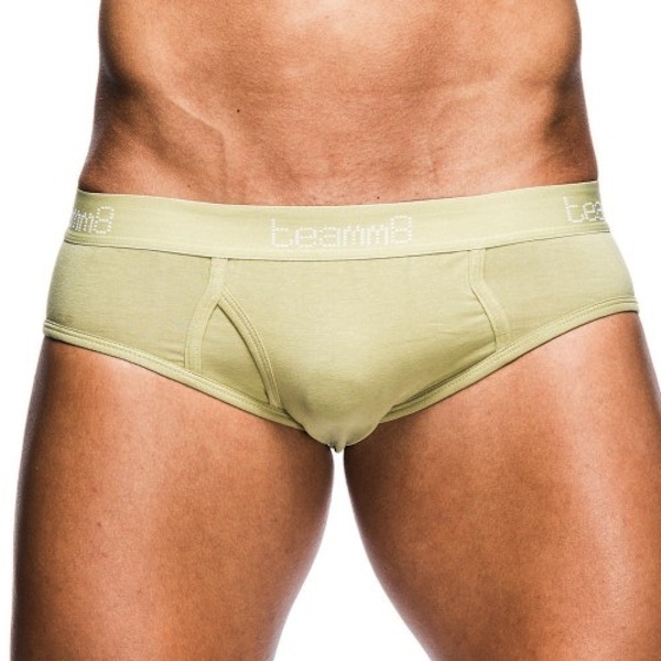 teamm8-classic-brief-green-front